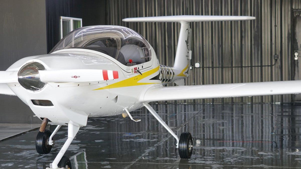 Light sport training aircraft over Los Angeles — Sport Pilot training